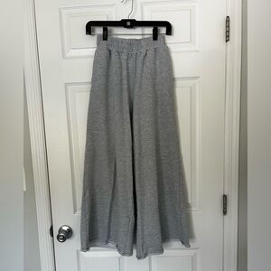Wide leg Grey sweatpants